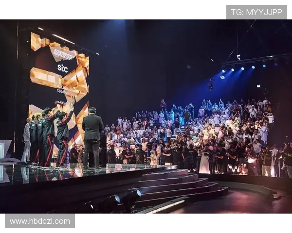 英雄联盟顶级对决：全球最强战队巅峰对抗，谁能称霸赛场夺冠荣耀